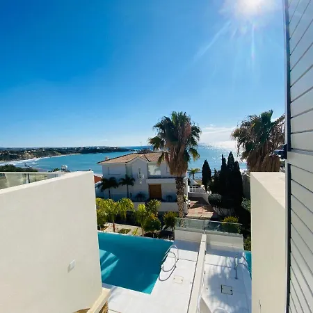 Coral Bay Villa