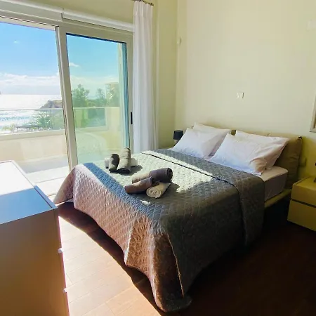 Вилла Coral Bay Пафос